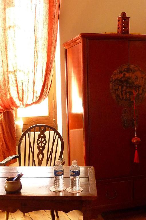 Le Mas-dʼAgenais Le Dormeur Du Val B&B 객실 사진